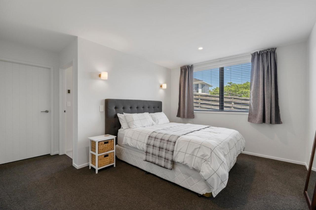 Lakeview Terrace - Taupo Holiday Home Luaran gambar